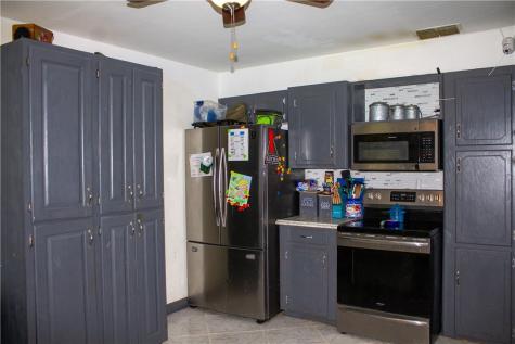 405 W Walton Street Beeville TX 78102