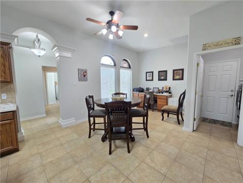 6214 Garden Court Corpus Christi TX 78414
