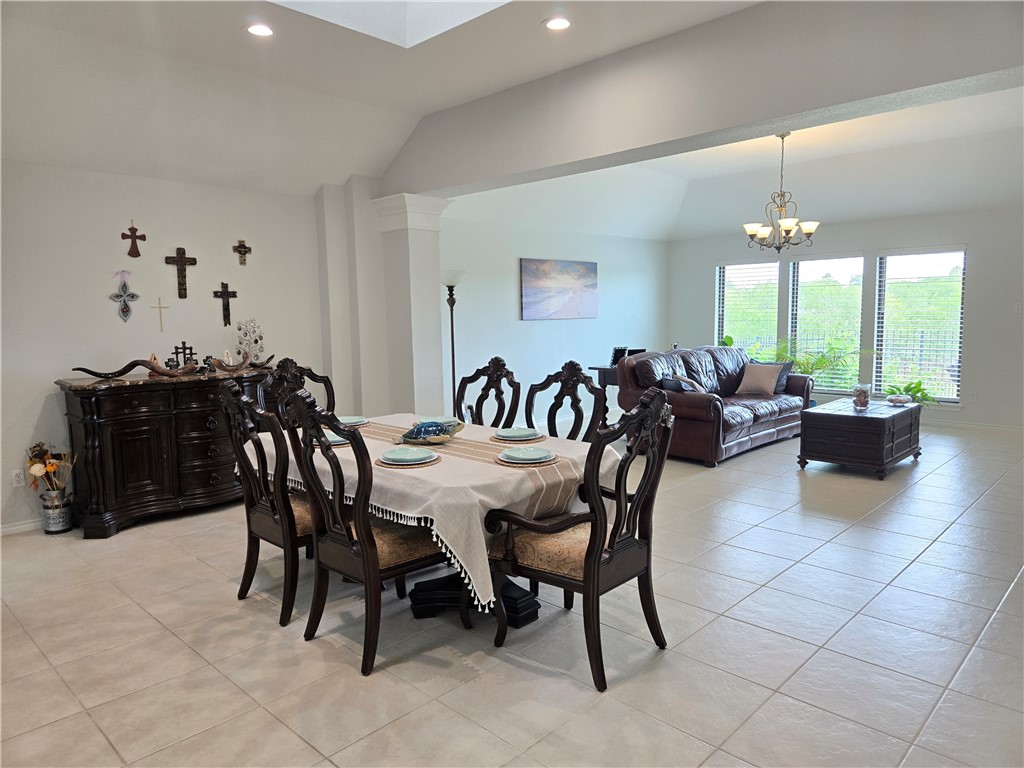 6214 Garden Court Corpus Christi TX 78414