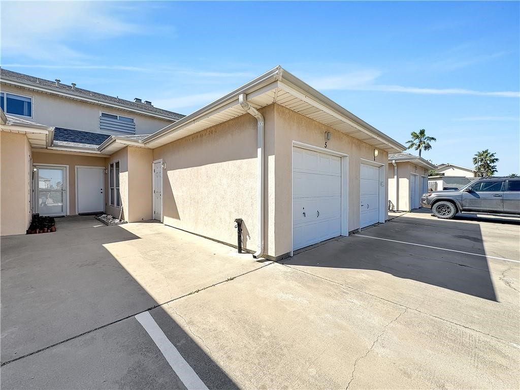 15433 Seamount Cay Court 5 Corpus Christi TX 78418