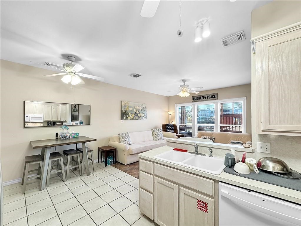 15433 Seamount Cay Court 5 Corpus Christi TX 78418