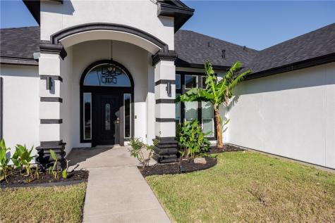 4025 Puget Sound Drive Corpus Christi TX 78410