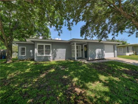 3917 Brawner Parkway Corpus Christi TX 78411