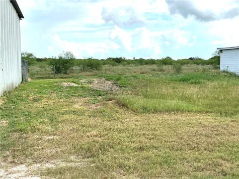 145 Churchill Road Woodsboro TX 78393