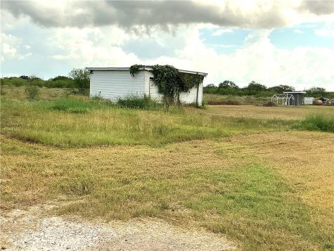 145 Churchill Road Woodsboro TX 78393