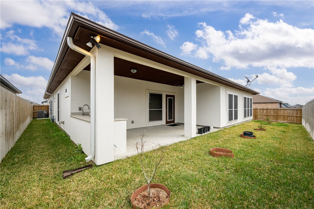 7813 Iron Man Drive Corpus Christi TX 78414