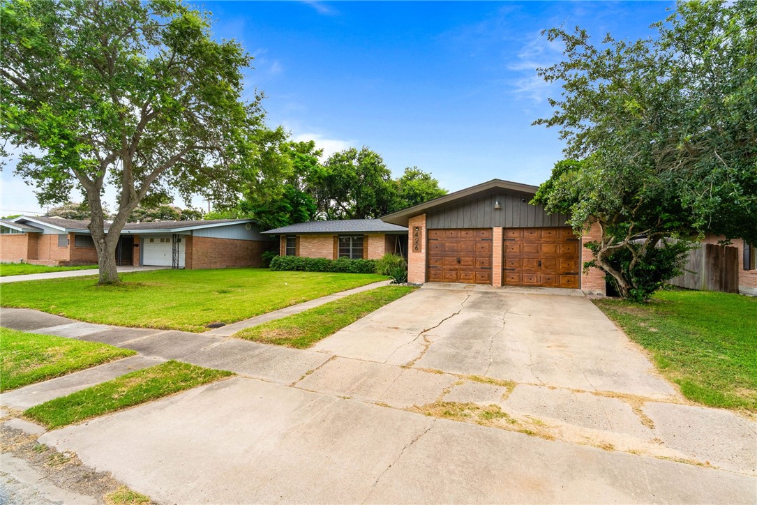 426 Troy Drive Corpus Christi TX 78412