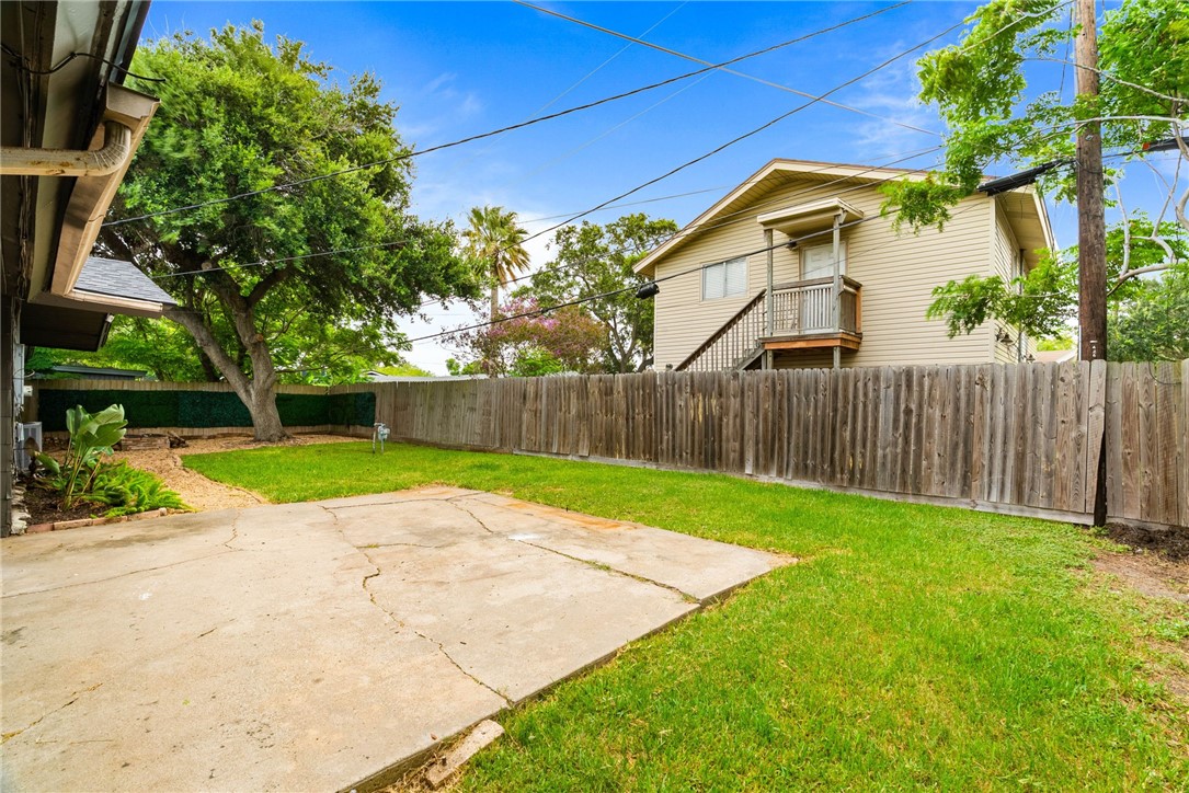 426 Troy Drive Corpus Christi TX 78412