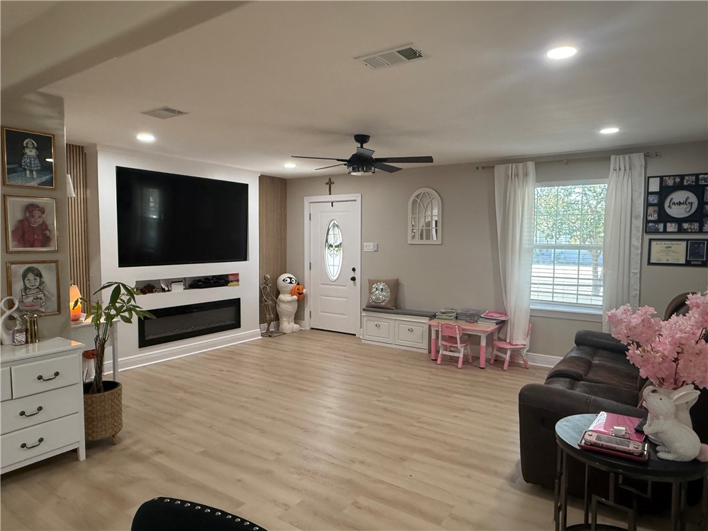 106 Adams Drive Corpus Christi TX 78415