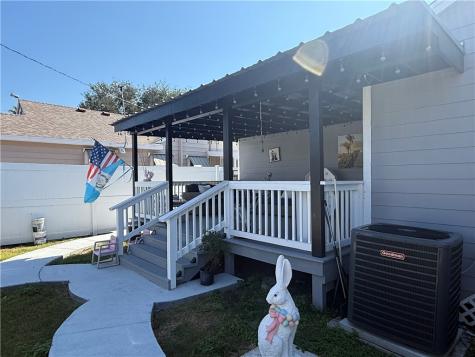 106 Adams Drive Corpus Christi TX 78415