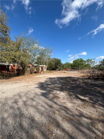 369 Edith Drive Alice TX 78332