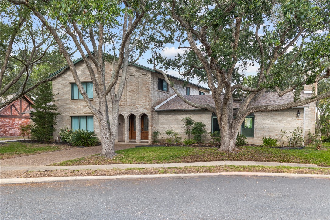 1010 Karnak Drive Corpus Christi TX 78412