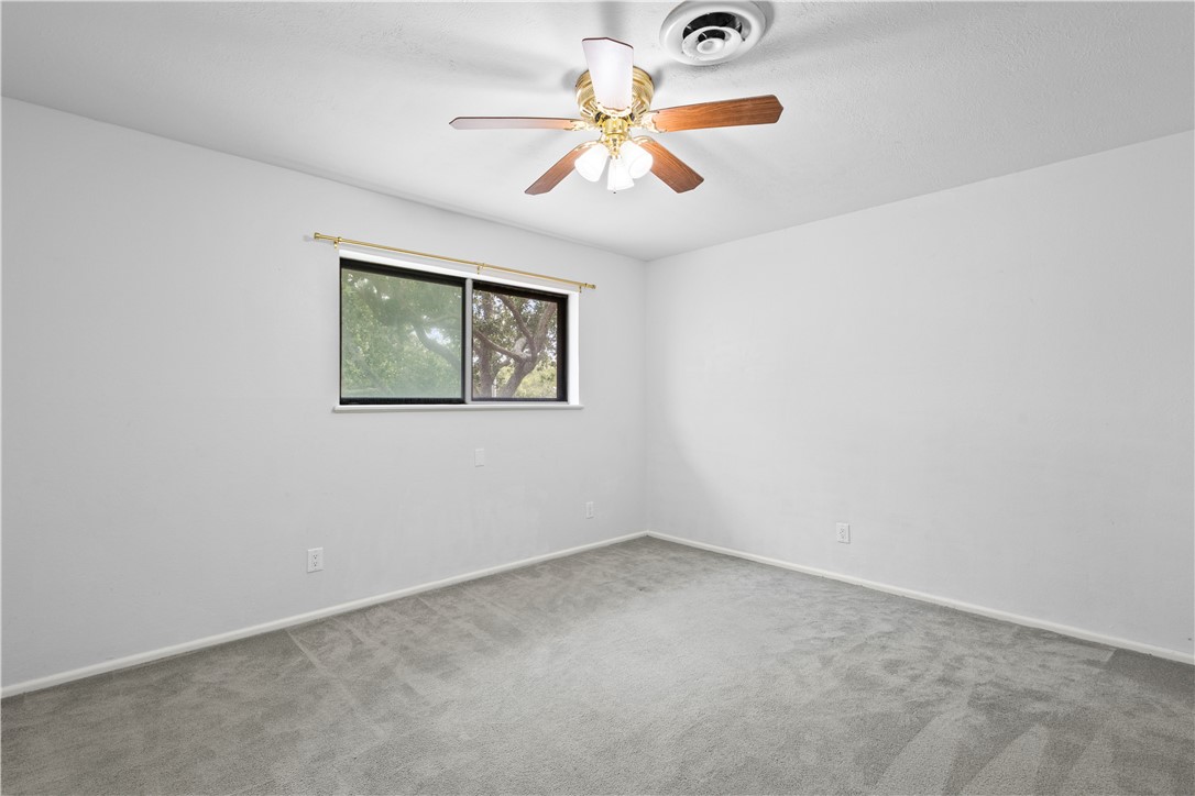 1010 Karnak Drive Corpus Christi TX 78412