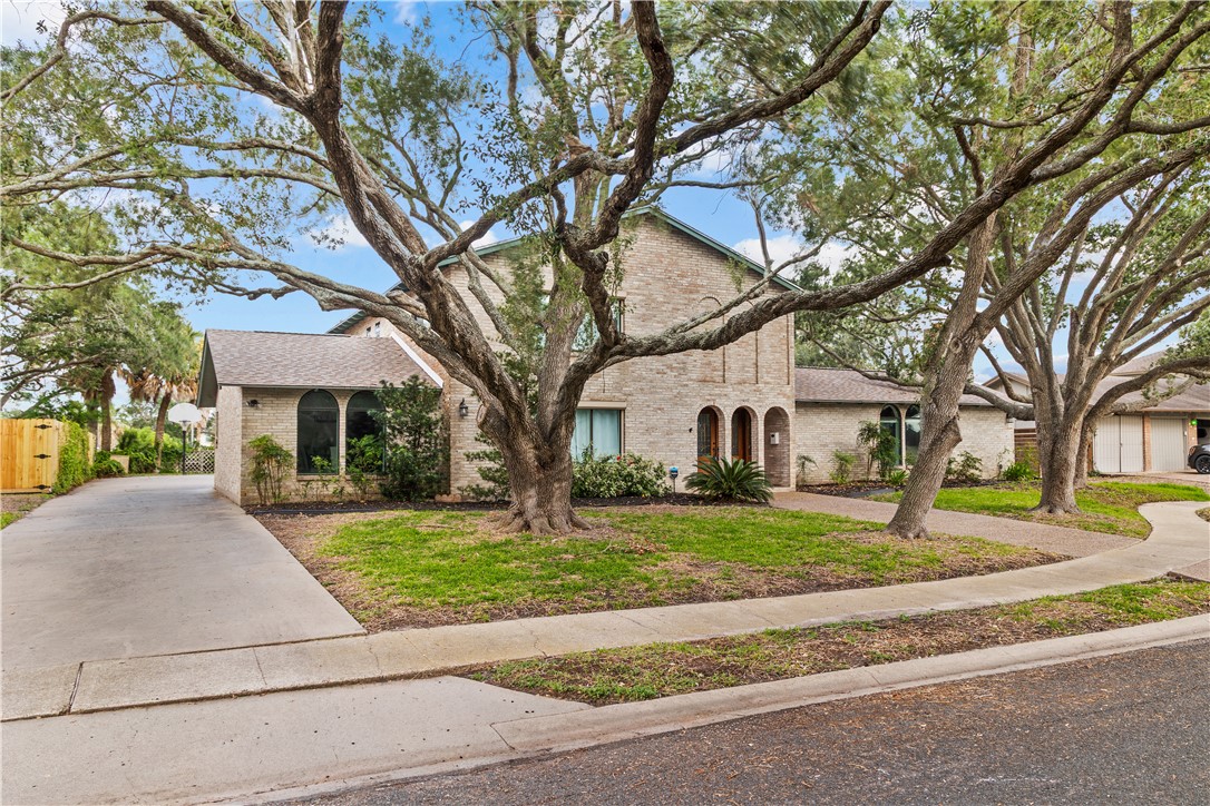 1010 Karnak Drive Corpus Christi TX 78412