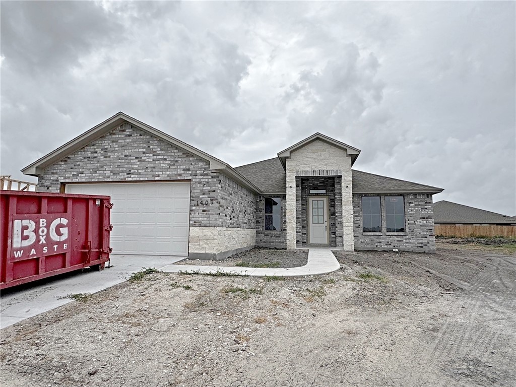 1409 Daenerys Corpus Christi TX 78415
