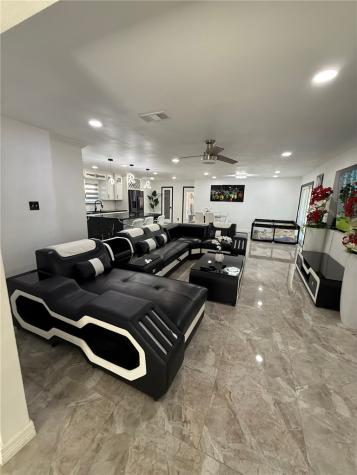 217 Pecos Street Portland TX 78374