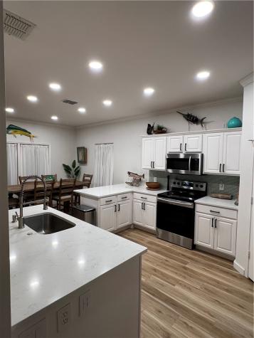 14878 Granada Drive 103 Corpus Christi TX 78418