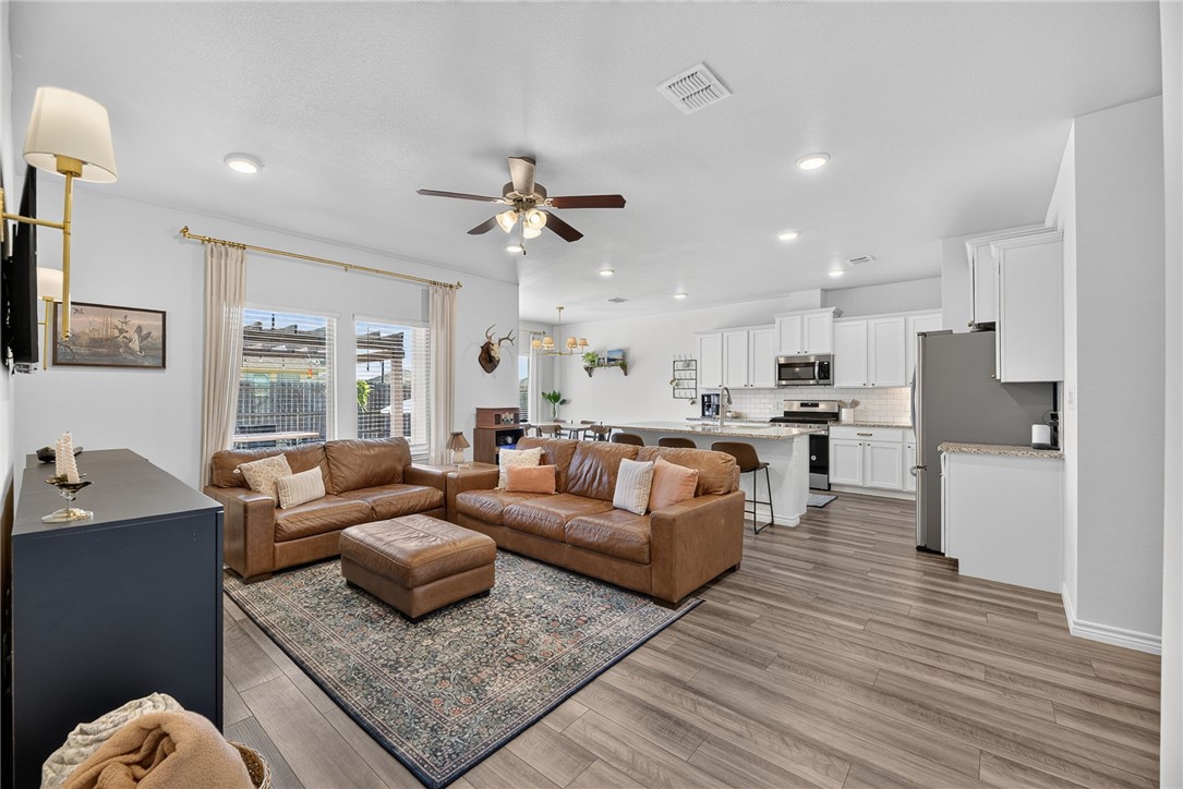 7814 Stampede Drive Corpus Christi TX 78414