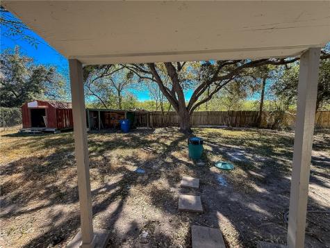 833 Booty Street Sinton TX 78387
