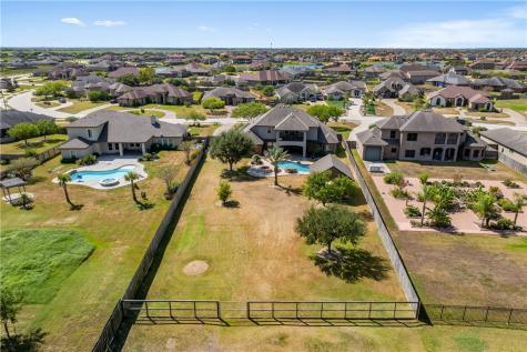 6210 Jakes Wake Corpus Christi TX 78414