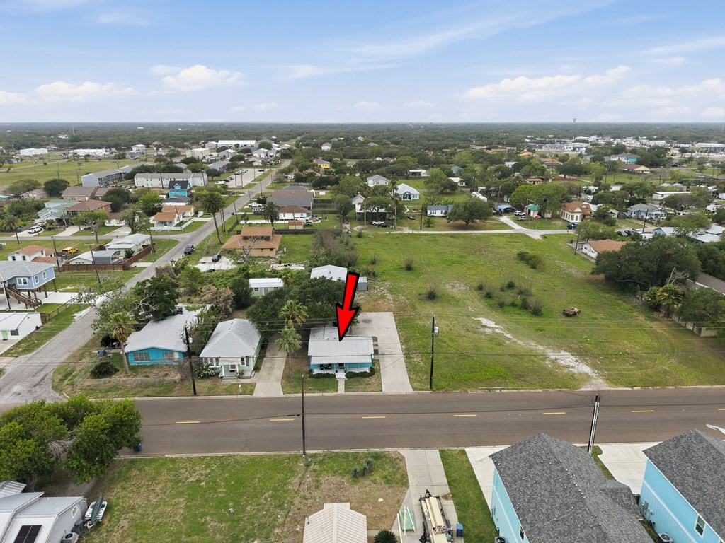 819 S Church Street Rockport TX 78382