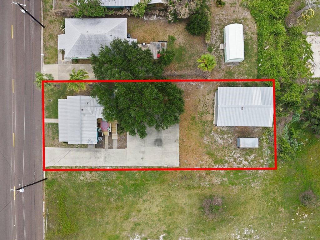 819 S Church Street Rockport TX 78382