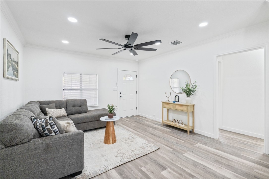 2829 Sarita Street Corpus Christi TX 78405