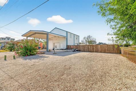 220 E Brundrett Avenue Port Aransas TX 78373