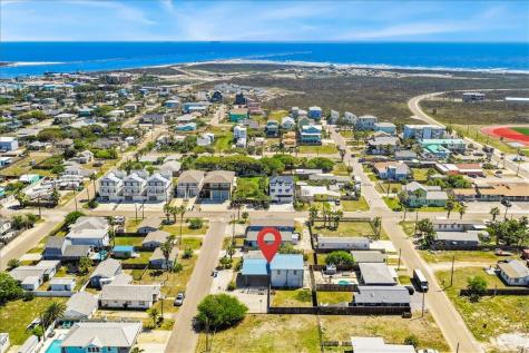 220 E Brundrett Avenue Port Aransas TX 78373