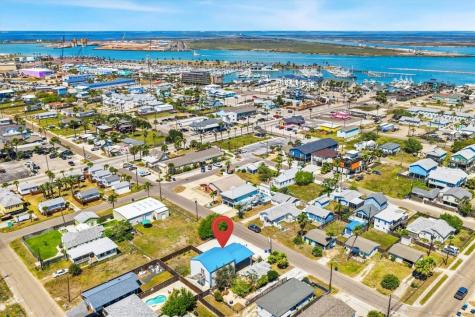 220 E Brundrett Avenue Port Aransas TX 78373