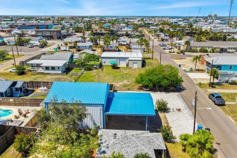 220 E Brundrett Avenue Port Aransas TX 78373