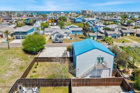 220 E Brundrett Avenue Port Aransas TX 78373