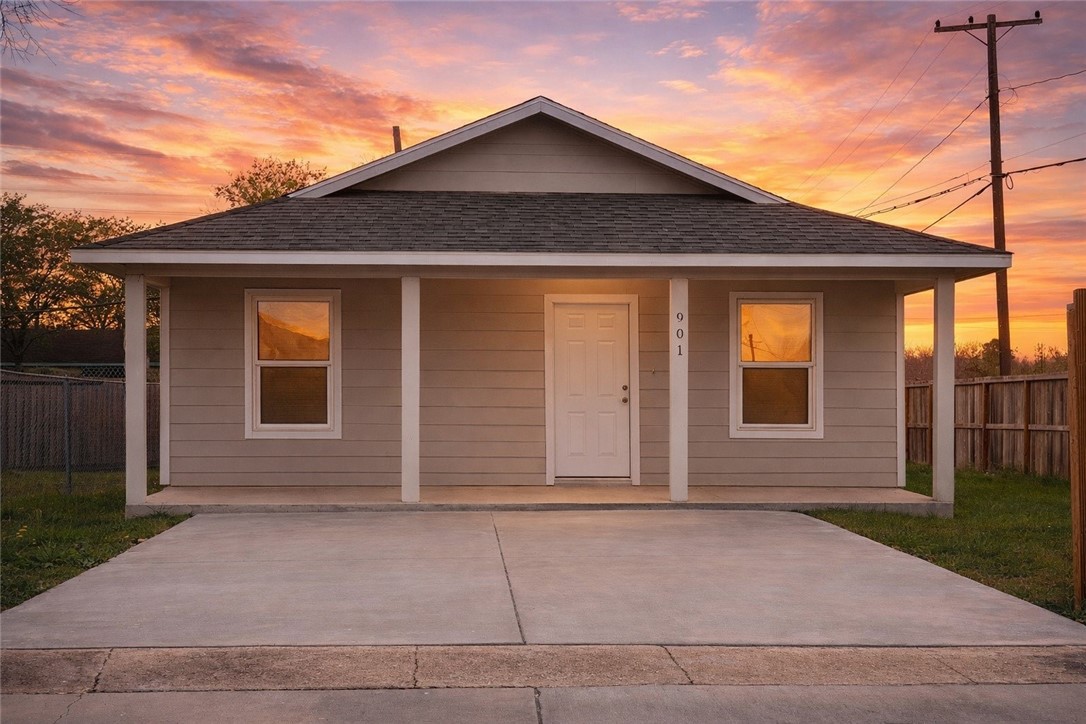 901 Duncan Street Corpus Christi TX 78405