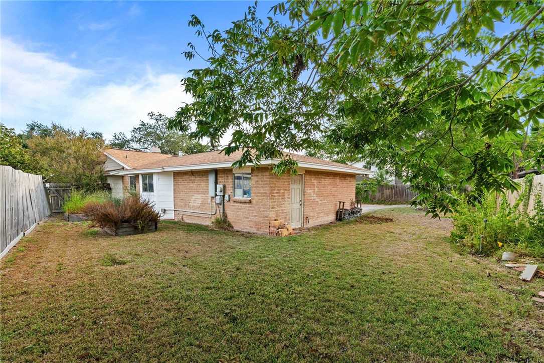 5217 Moultrie Drive Corpus Christi TX 78413