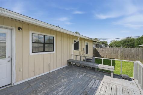 1113 Hazel Drive Corpus Christi TX 78412