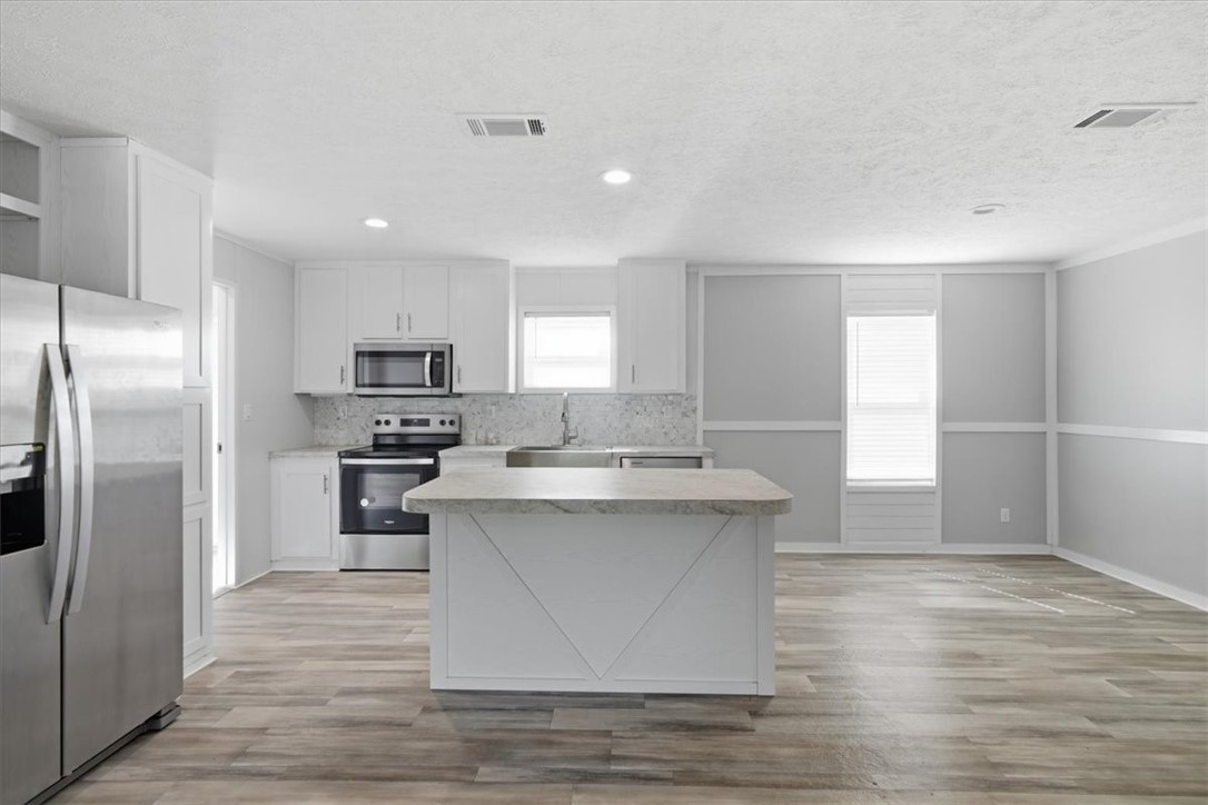 1011 Mark Street George West TX 78022