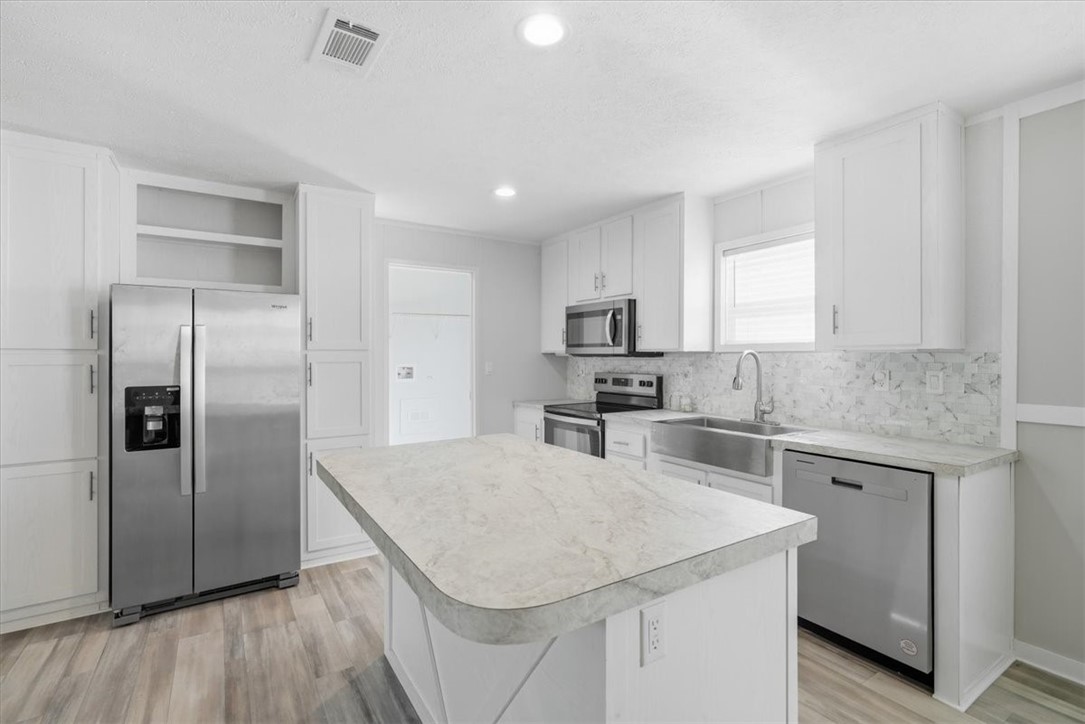 1011 Mark Street George West TX 78022