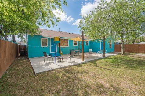 626 Robert Drive Corpus Christi TX 78412
