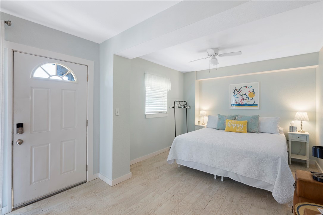 1 Lauderdale Drive Rockport TX 78382