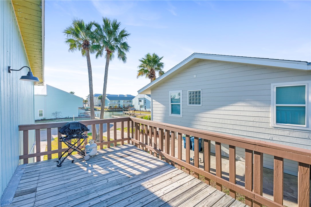 1 Lauderdale Drive Rockport TX 78382
