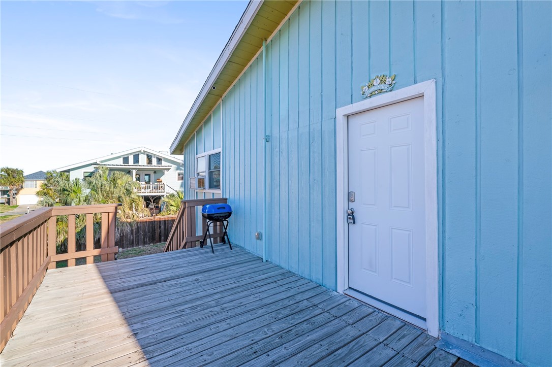 1 Lauderdale Drive Rockport TX 78382