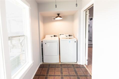 306 W Hutchinson Street Beeville TX 78102