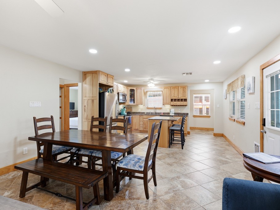 814 Rattlesnake Point Rockport TX 78382
