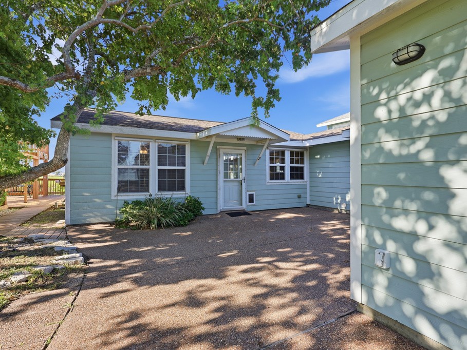 814 Rattlesnake Point Rockport TX 78382