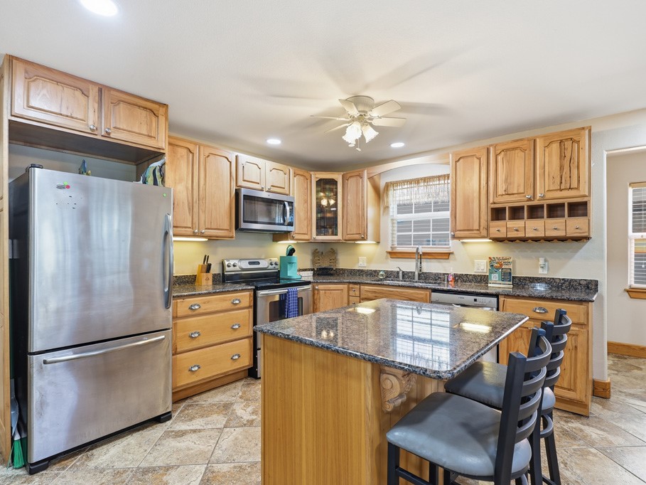 814 Rattlesnake Point Rockport TX 78382