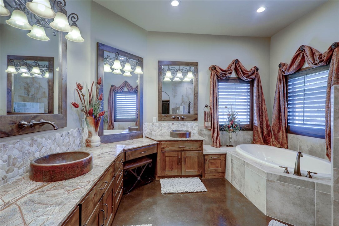 1901 Glenoak Drive Corpus Christi TX 78418