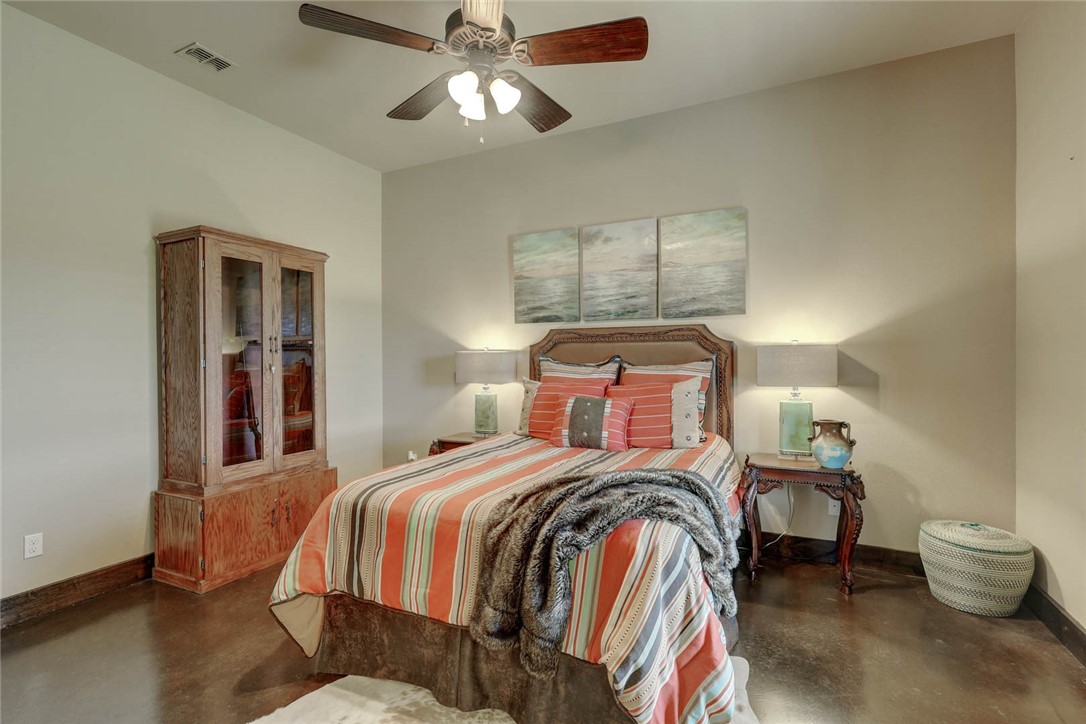 1901 Glenoak Drive Corpus Christi TX 78418