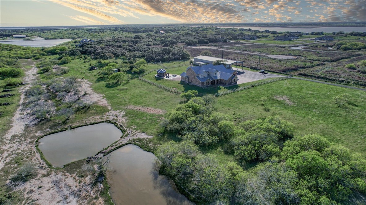 1901 Glenoak Drive Corpus Christi TX 78418