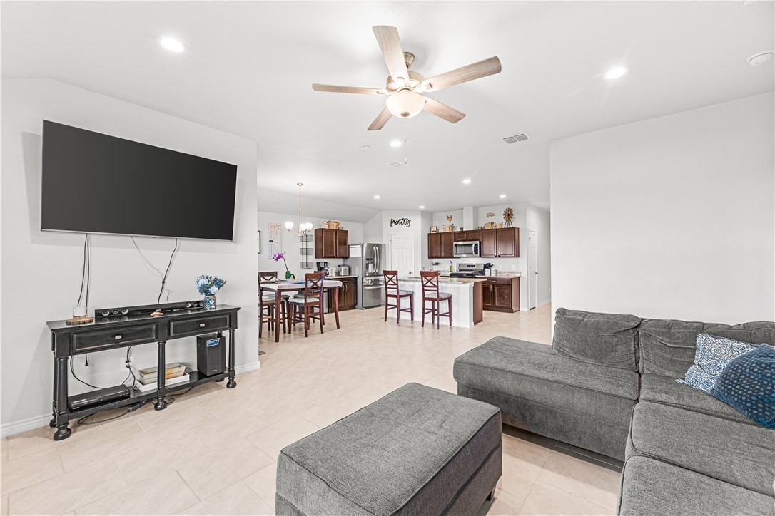 12017 Drogo Drive Corpus Christi TX 78410