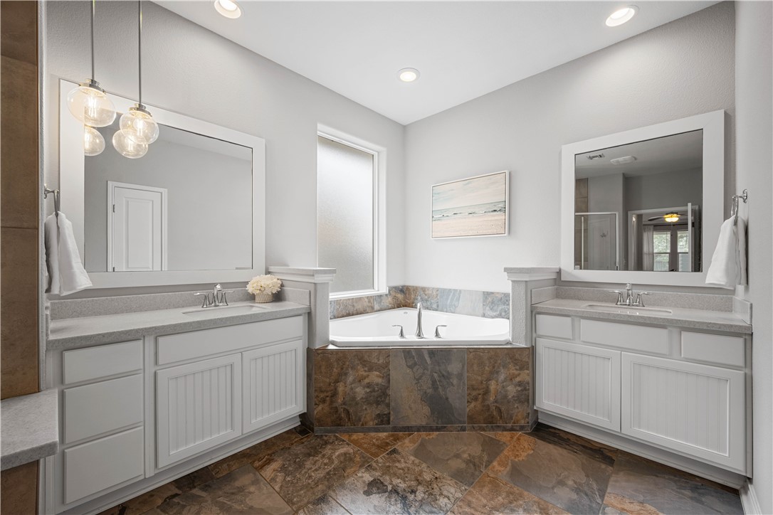 106 Dream Oak Drive Rockport TX 78382